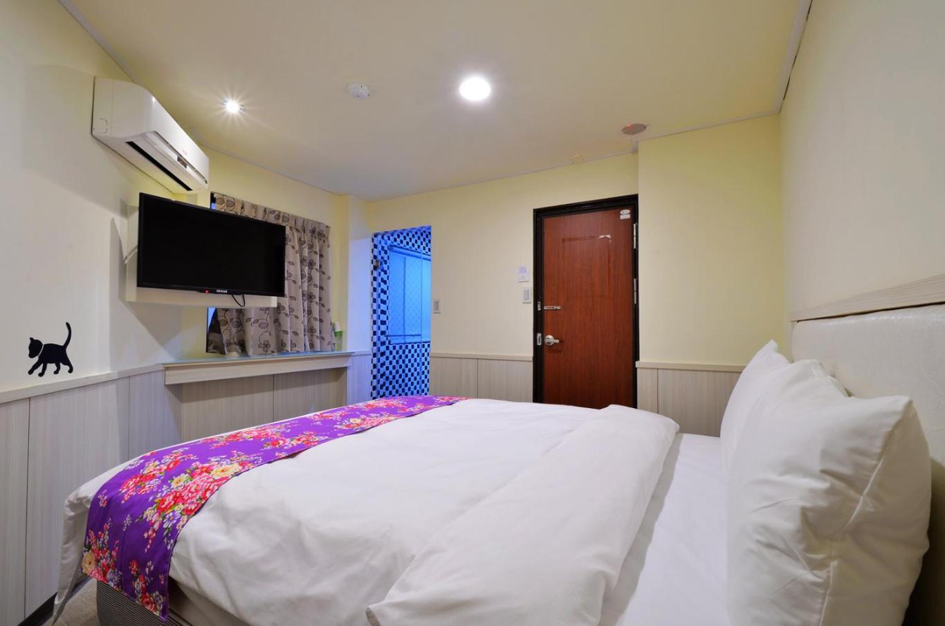 Galaxy Mini Inn Taipeh Exterior foto