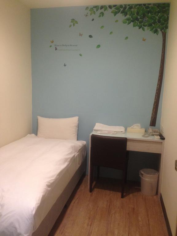 Galaxy Mini Inn Taipeh Exterior foto