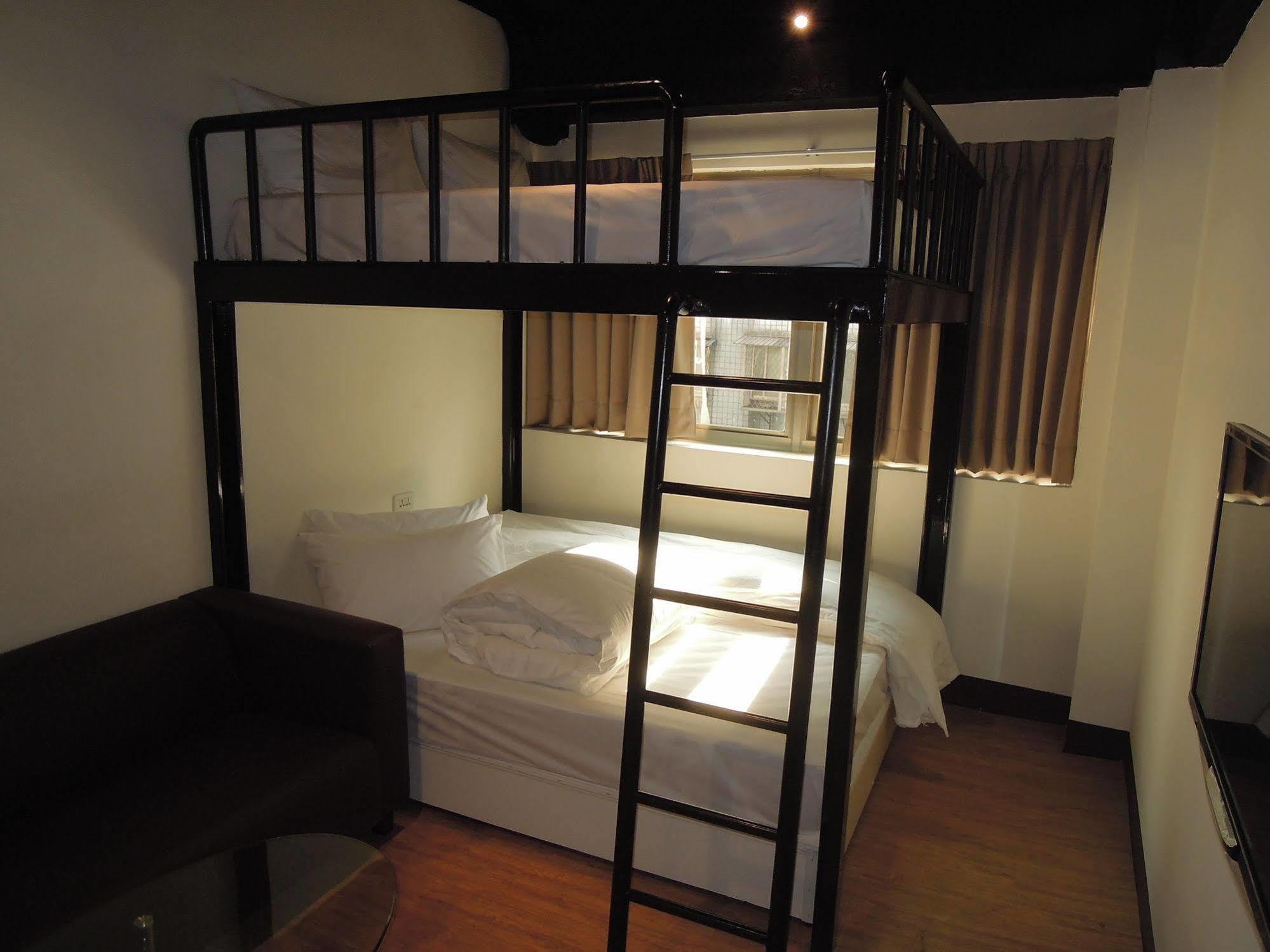 Galaxy Mini Inn Taipeh Exterior foto