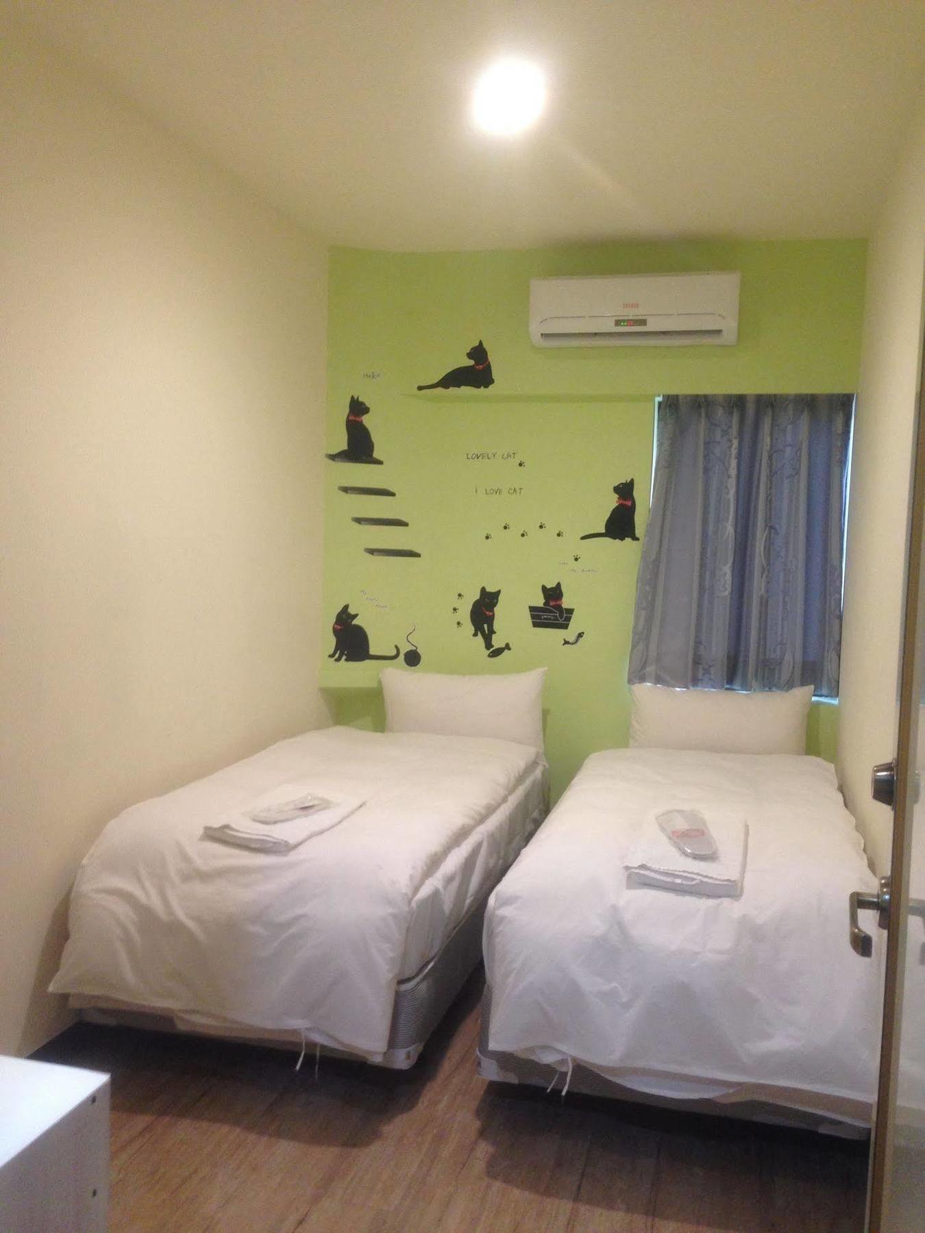 Galaxy Mini Inn Taipeh Exterior foto