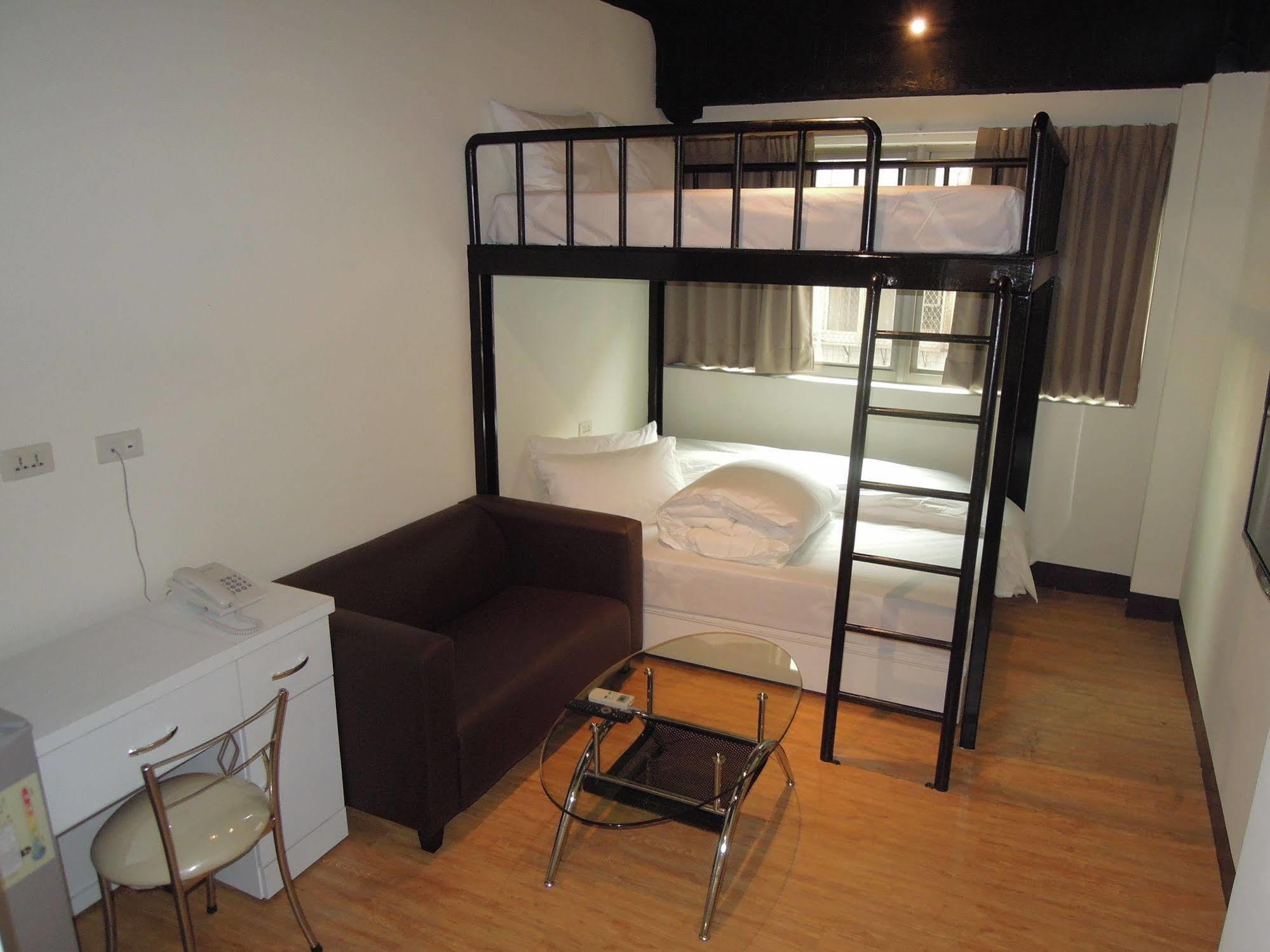Galaxy Mini Inn Taipeh Exterior foto